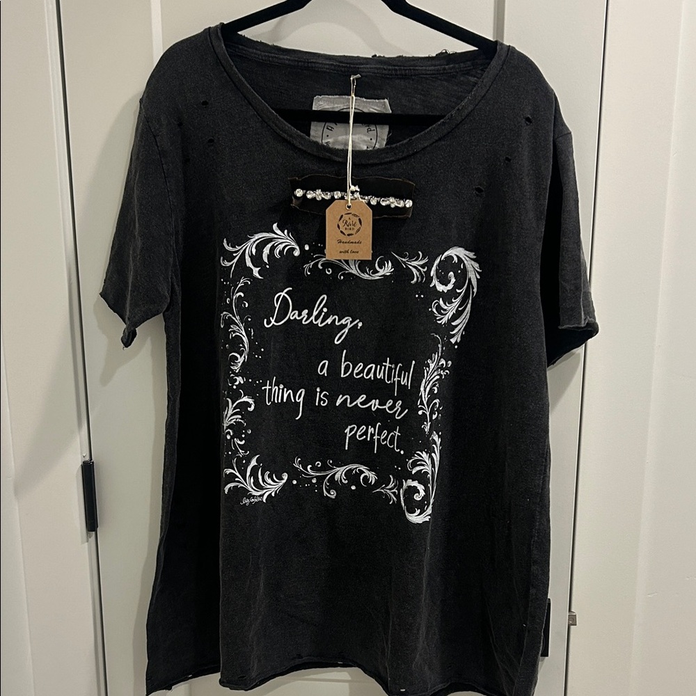 Rare Bird "Darling" Distressed Tattered Graphic Tee - Charcoal size L/XL
NWT